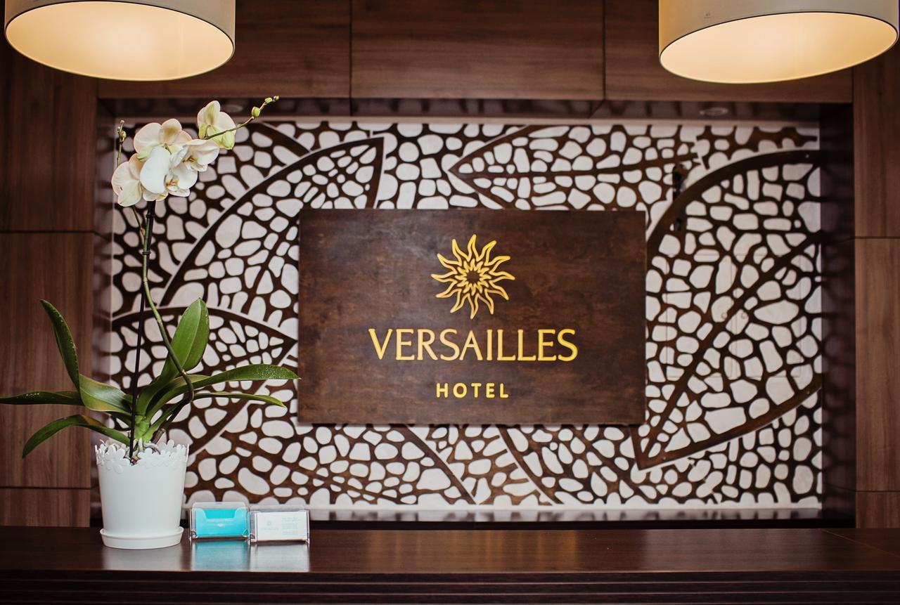 Hotel Versailles Lutsk Eksteriør bilde